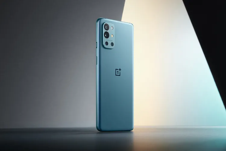 OnePlus 9R Gets Stable Android 14 Update