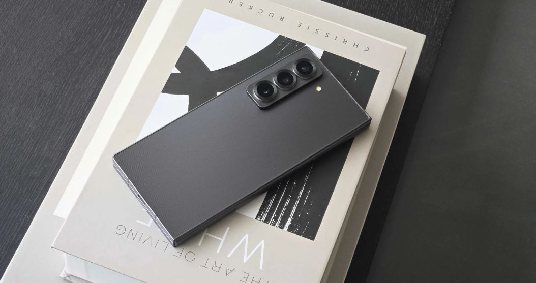 Samsung Rolls Out Galaxy Z Fold SE One UI 7 Update